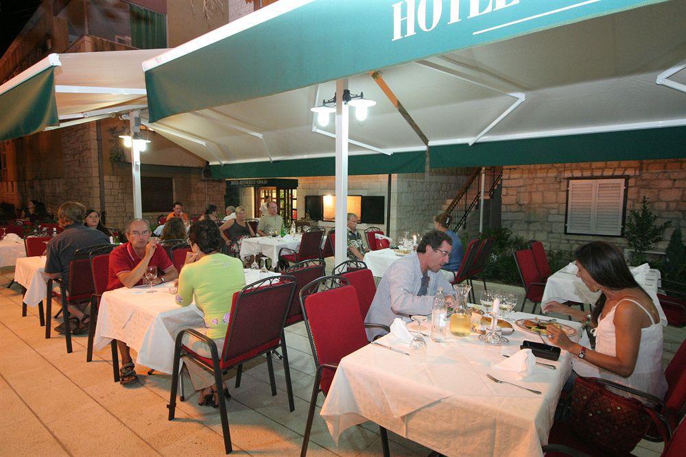 Hotel Trogir Ngoại thất bức ảnh