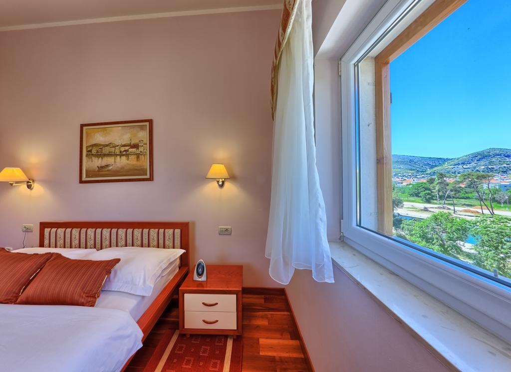 Hotel Trogir Ngoại thất bức ảnh