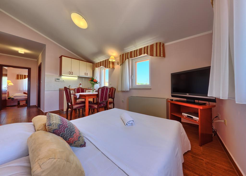 Hotel Trogir Ngoại thất bức ảnh