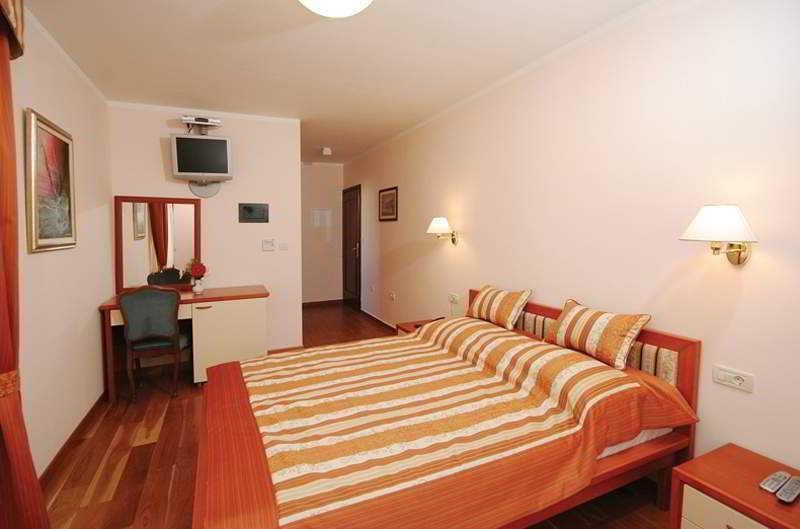 Hotel Trogir Ngoại thất bức ảnh