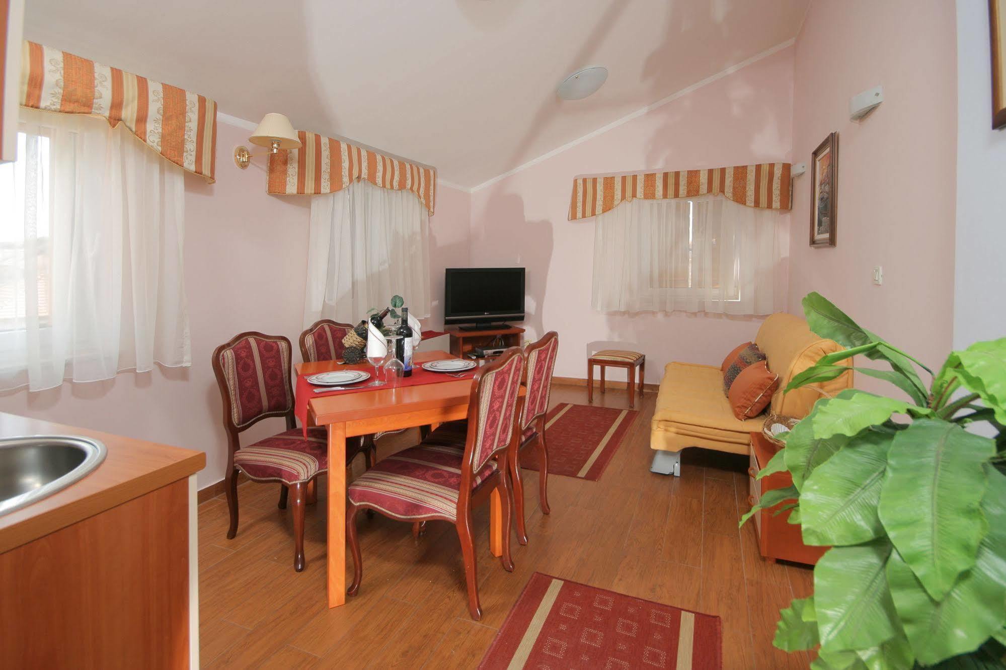 Hotel Trogir Ngoại thất bức ảnh