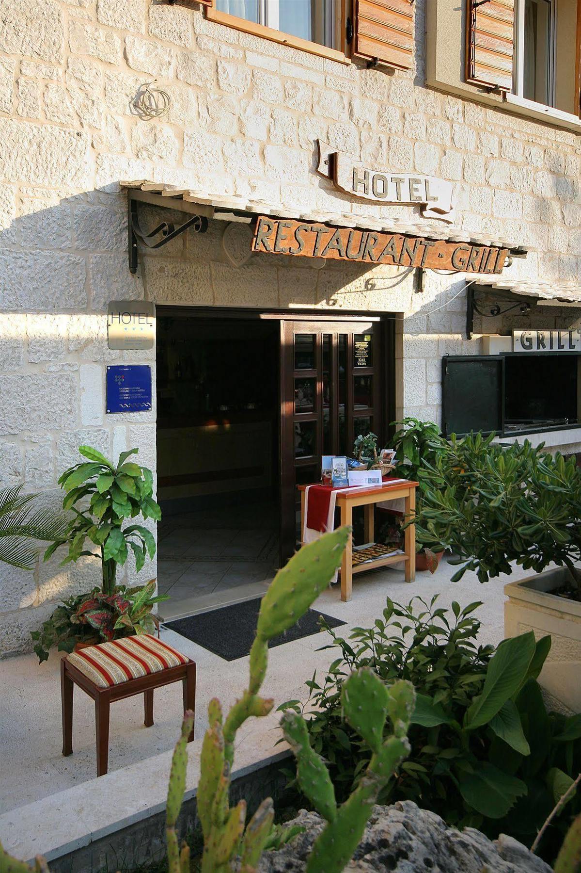 Hotel Trogir Ngoại thất bức ảnh